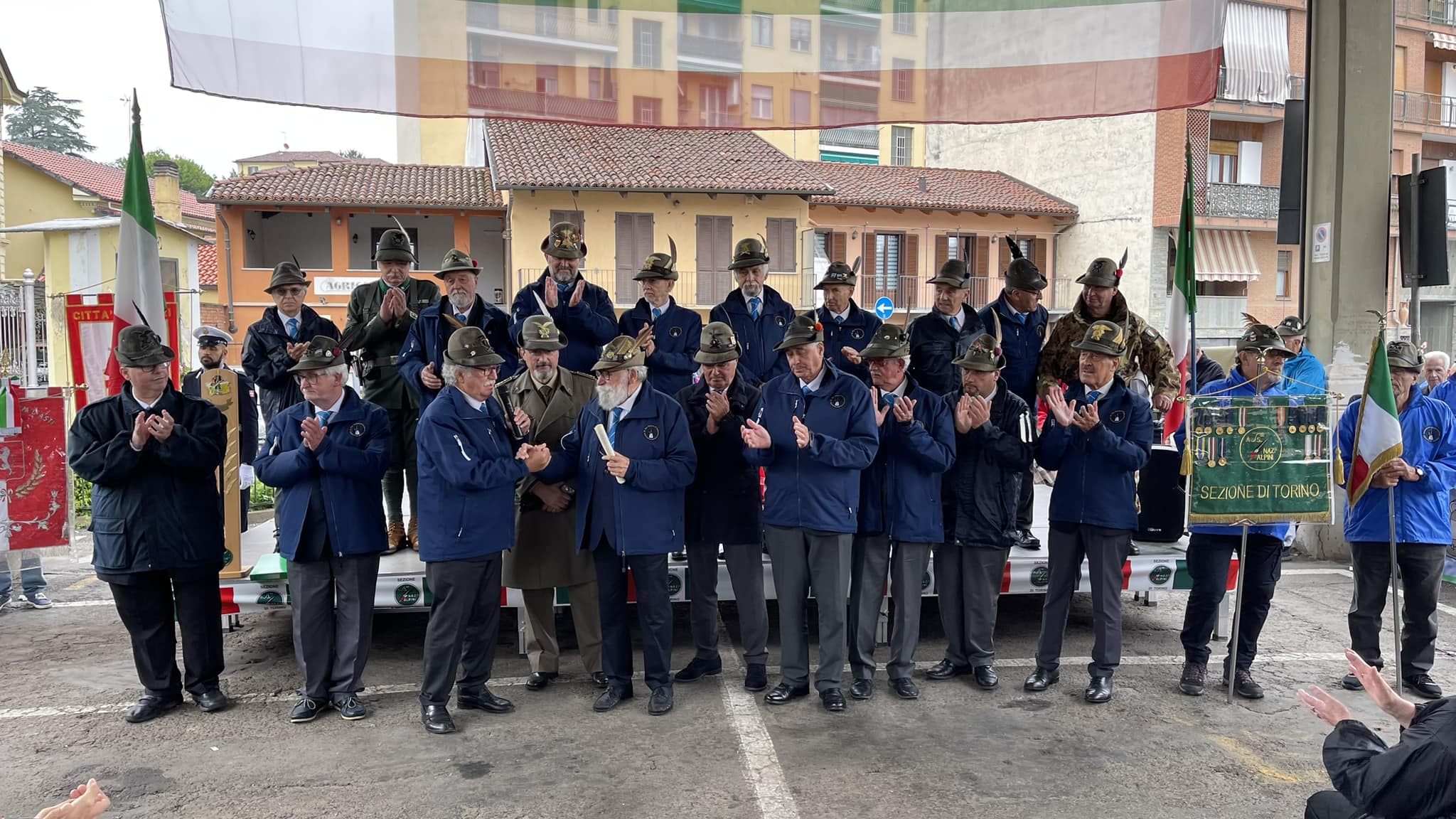 2406-12 100 Gruppo 8.jpg